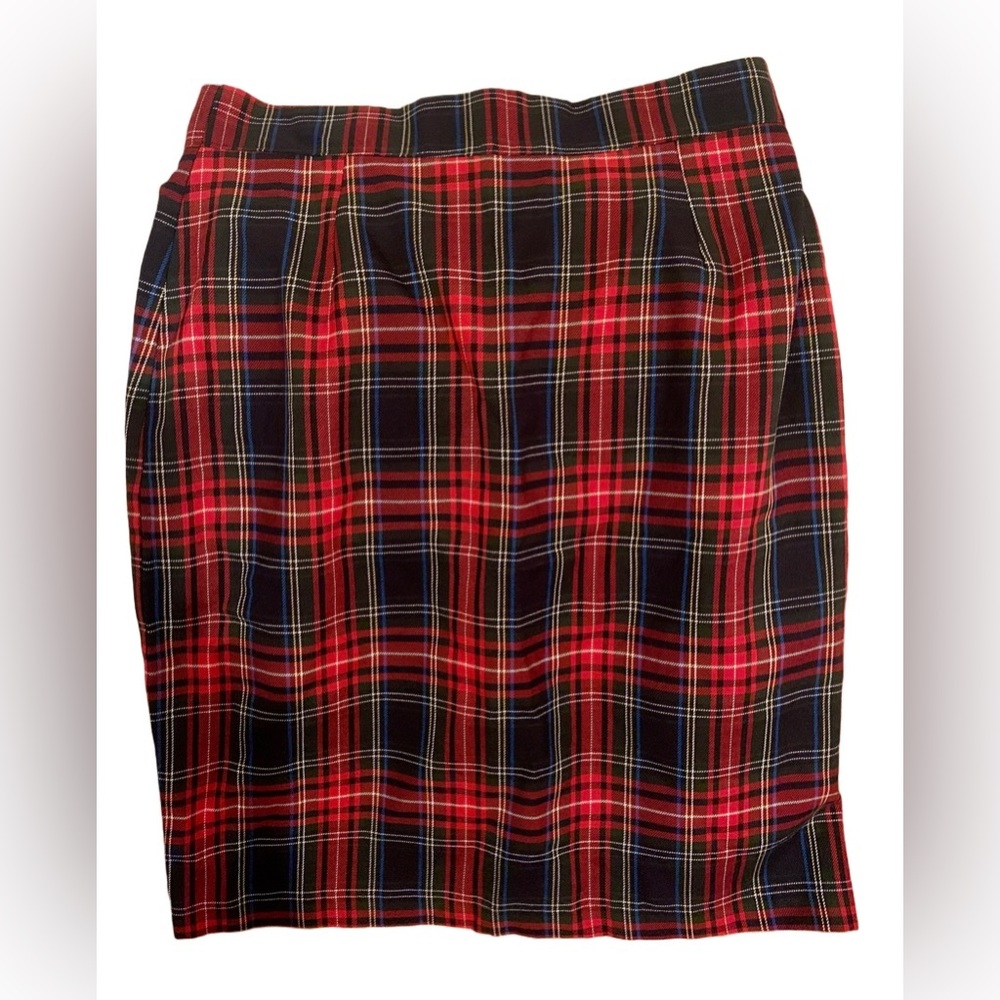 Christmas Red Black Blue White plaid knee length skirt sz Large juniors Career